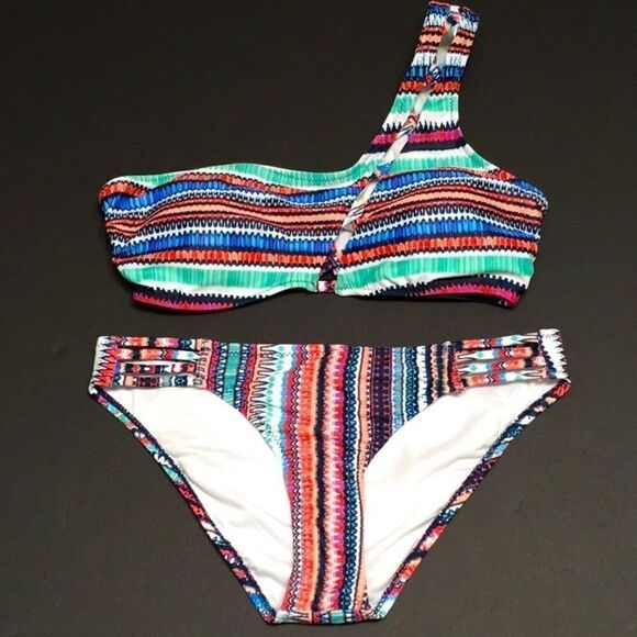 Jessica Simpson multicolored one-shouldered bikini - Picture 9 of 13